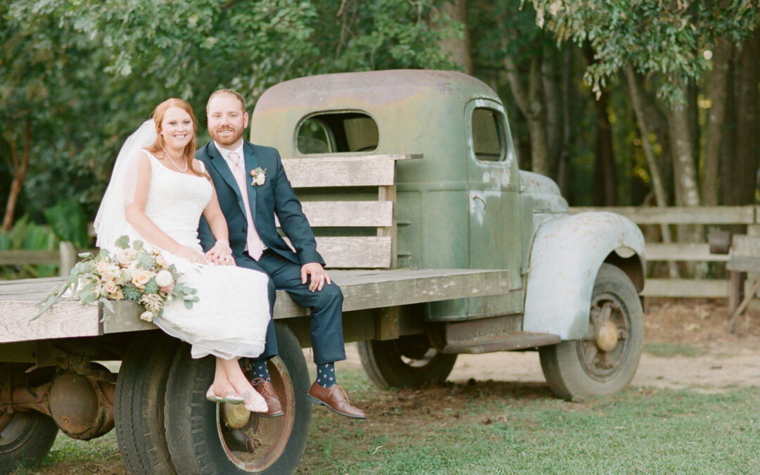 Lauren & Johnny: Chapel Valley Farms Wedding